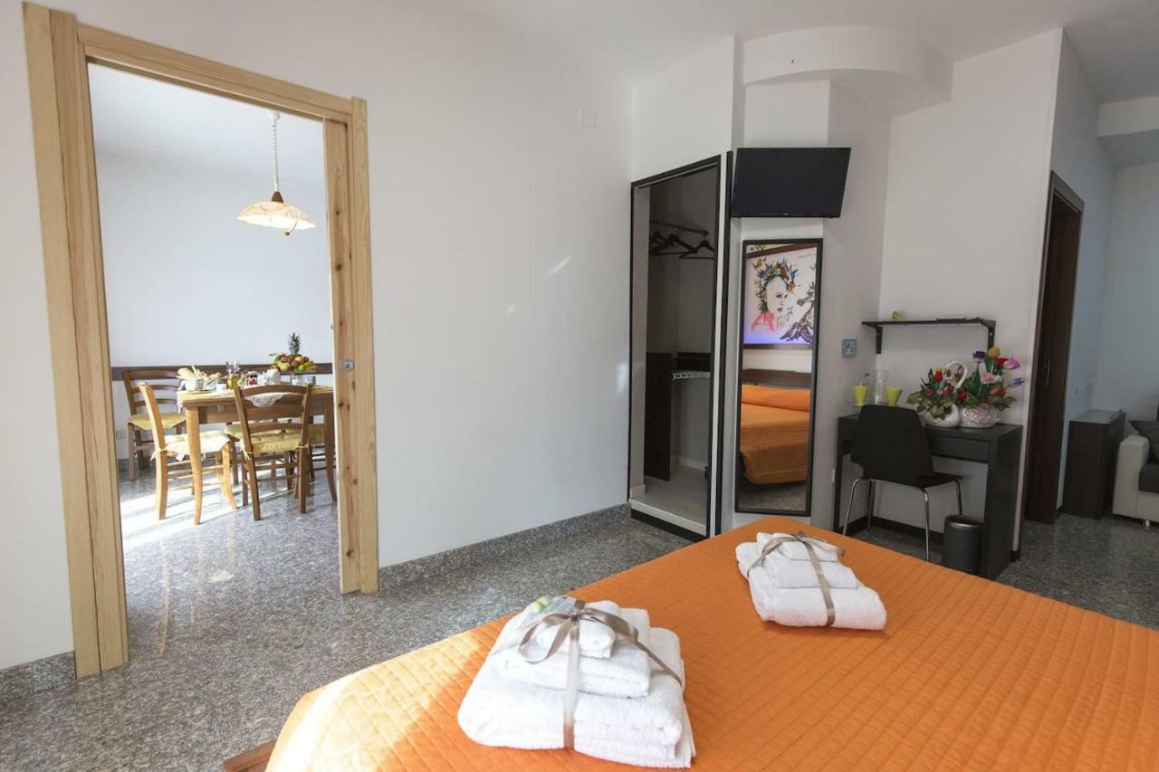 45m² 1 slaapkamer, 1 privé badkamer Appartement in Monticelli Ascoli Piceno Buitenkant foto